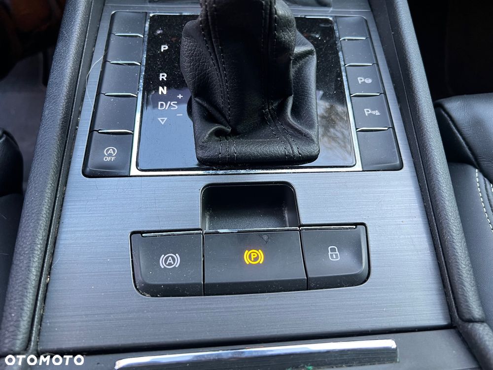 Skoda Superb 1.6 TDI DSG Ambition - 24