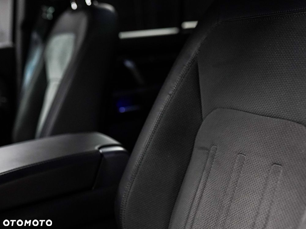 Land Rover Defender 5.0 P525 V8 - 35