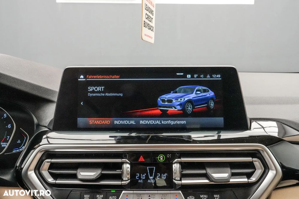 BMW X4 xDrive20i AT Advantage - 22