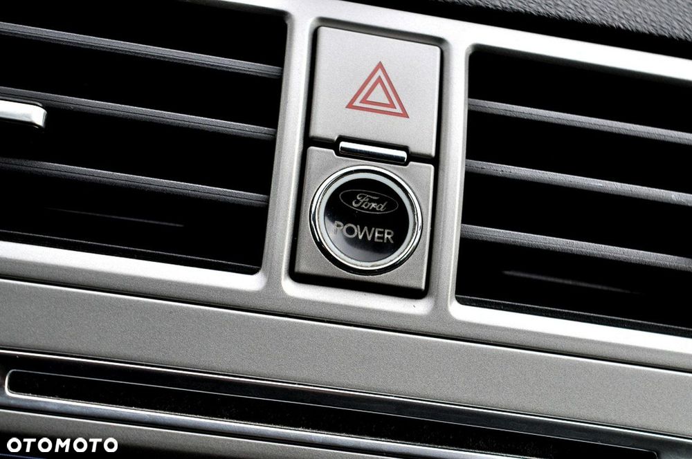 Ford Kuga 2.0 TDCi Titanium - 27