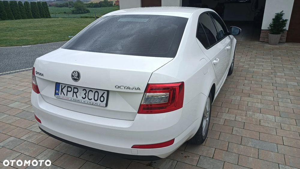 Skoda Octavia 1.6 TDI Ambition - 3