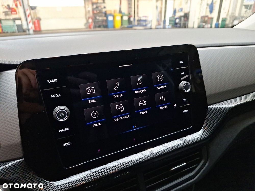 Volkswagen T-Cross - 27
