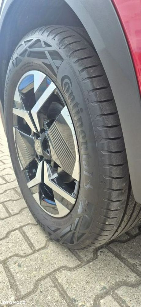 Peugeot 2008 PureTech 130 Allure S&S EAT8 - 32