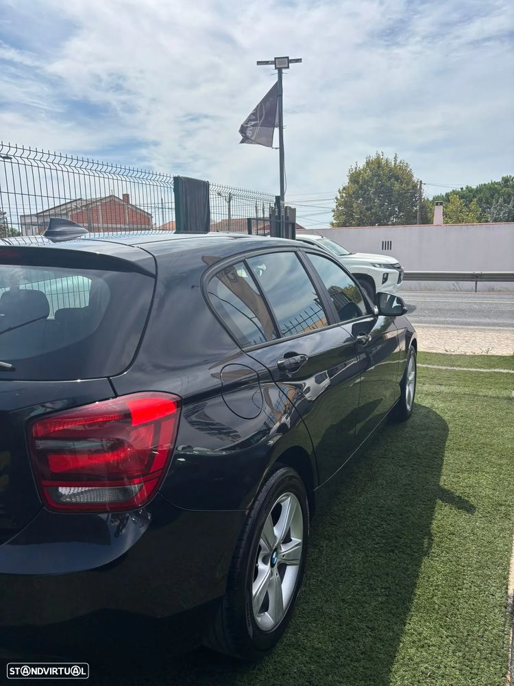 BMW 116 i Line Sport - 11