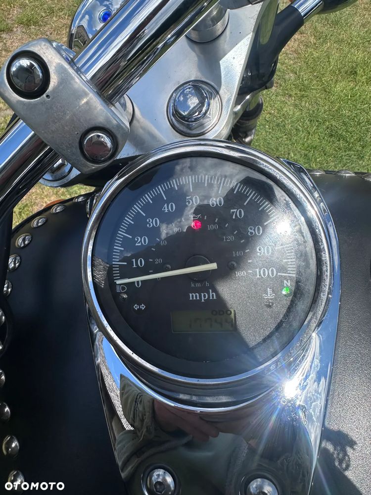 Honda Shadow - 8