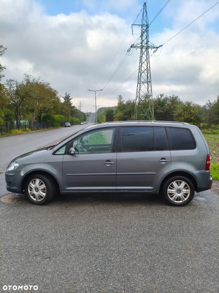 Volkswagen Touran 1.6 Trendline - 21