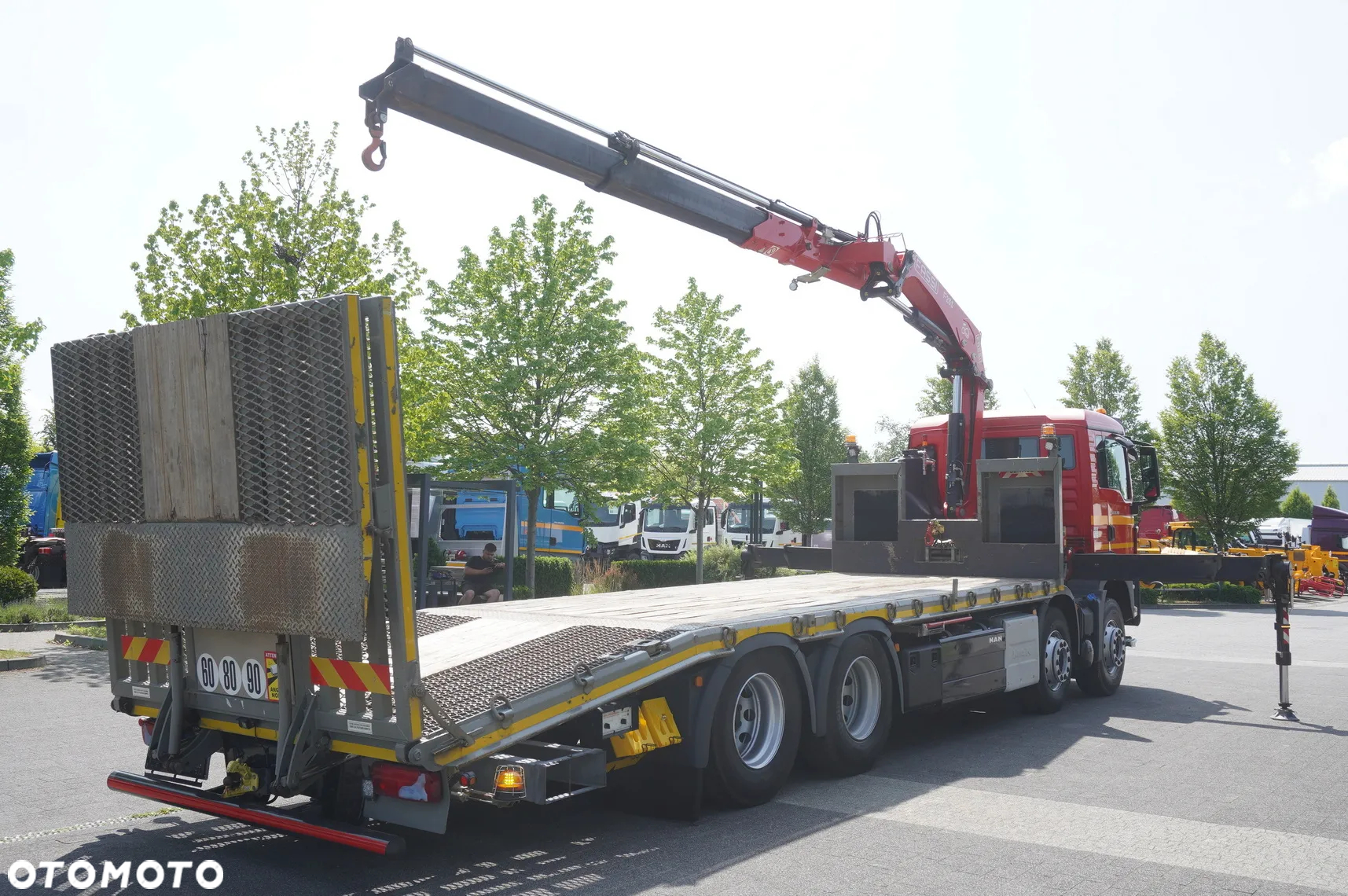 MAN TGS 35.360 E6 8x2 / HDS Fassi F235 / 6,5 t udźwig / 8,3 m wysięg - 16