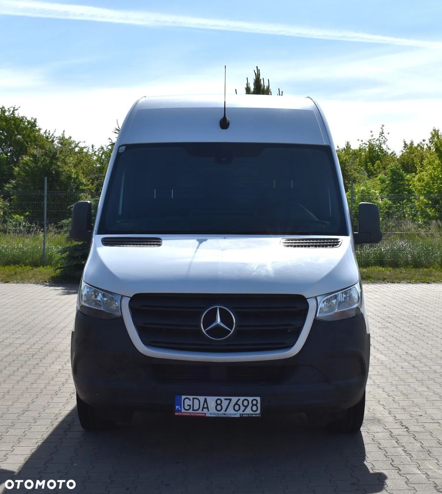 Mercedes-Benz Sprinter - 3