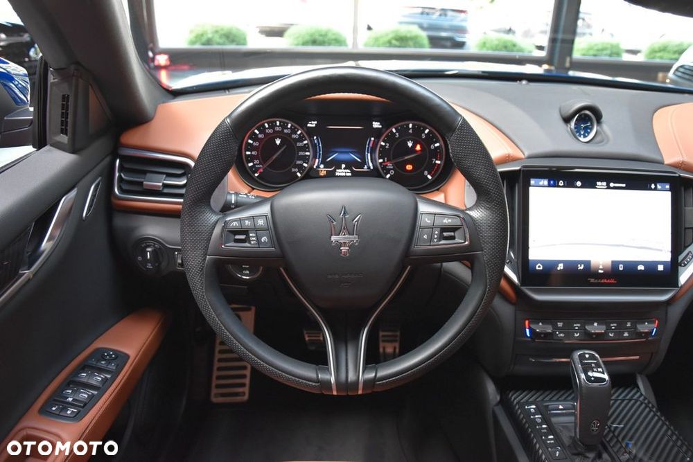 Maserati Ghibli MHEV GT - 9