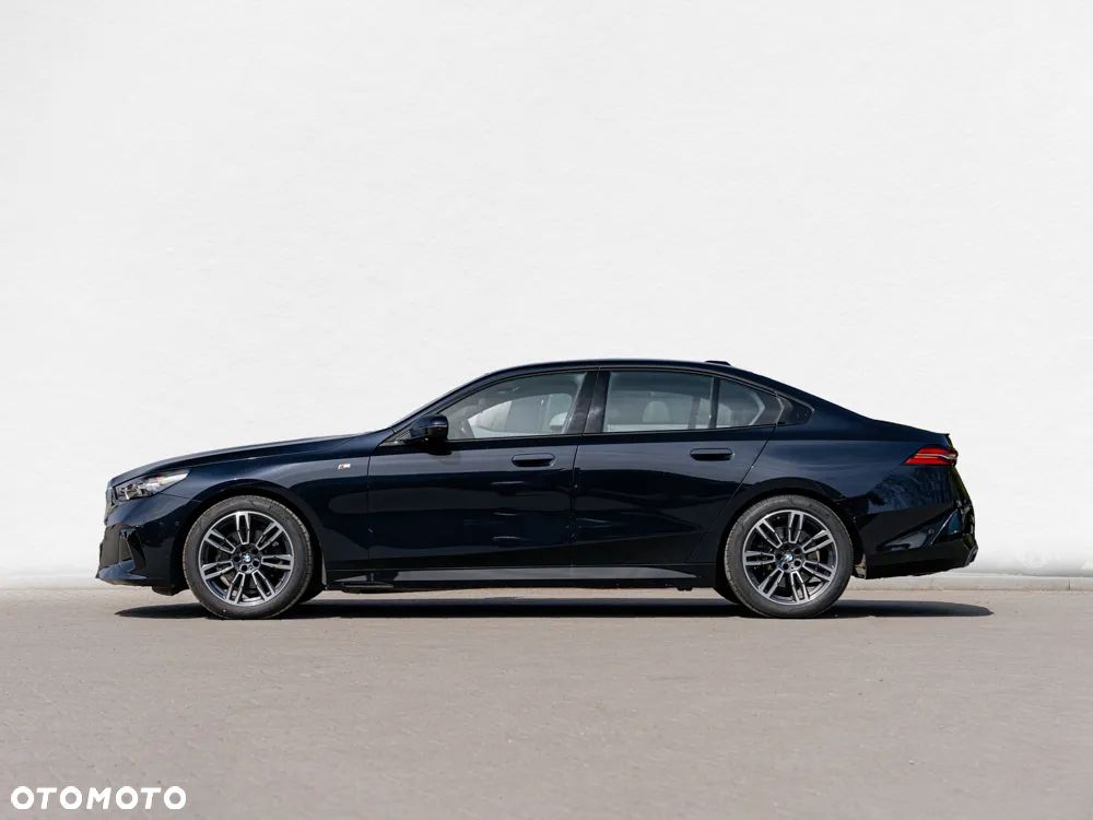 BMW Seria 5 520d xDrive - 2