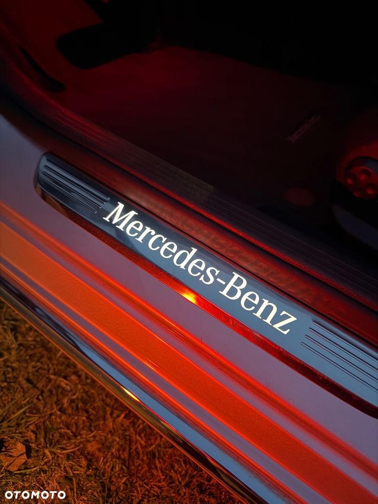 Mercedes-Benz Klasa C 300 d 9G-TRONIC Avantgarde - 34