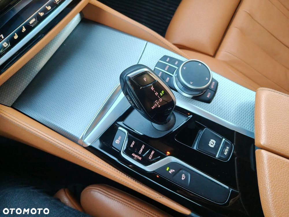 BMW Seria 5 520d xDrive MHEV Sport Line sport - 24