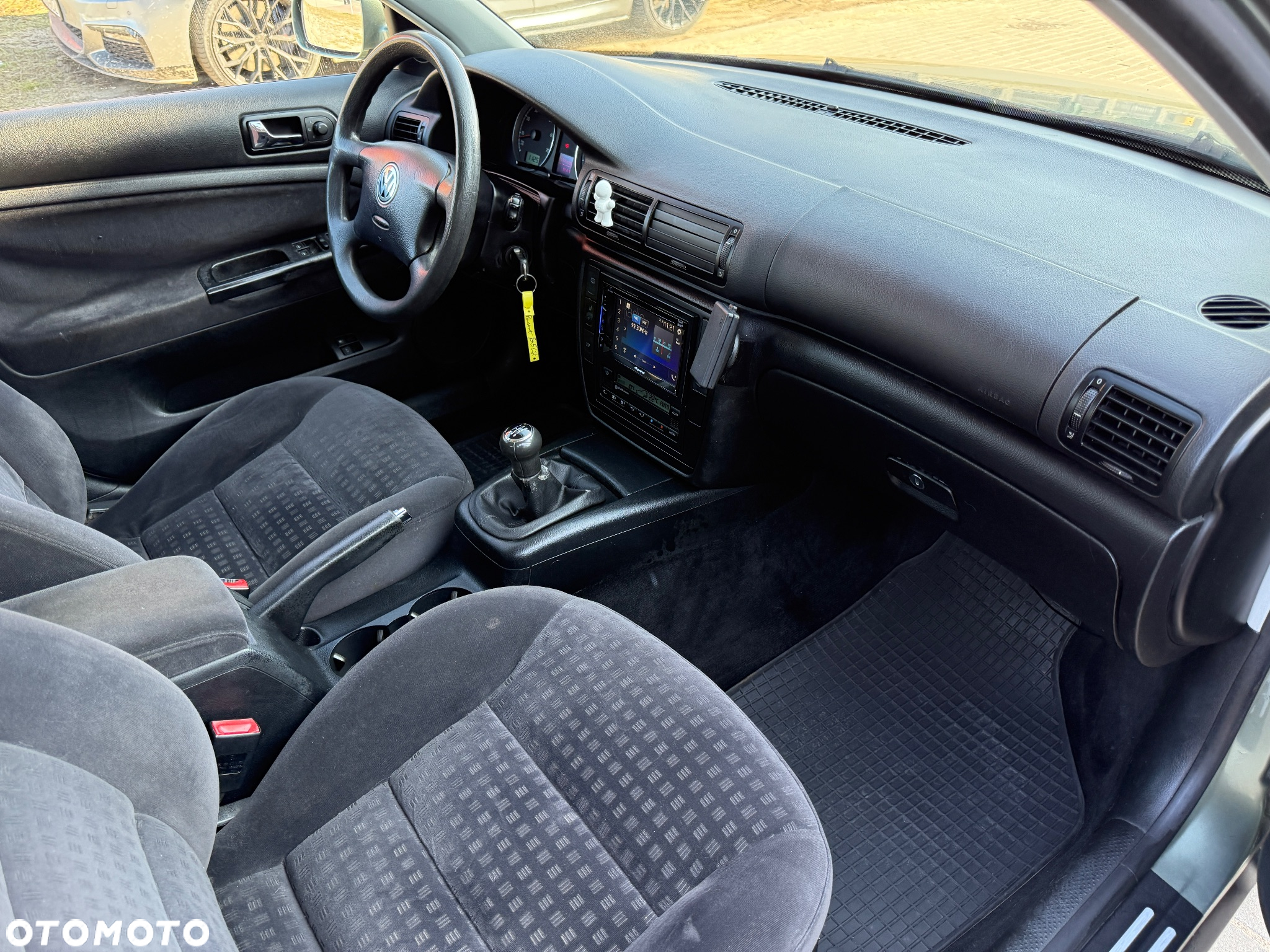 Volkswagen Passat 2.0 Comfortline - 12