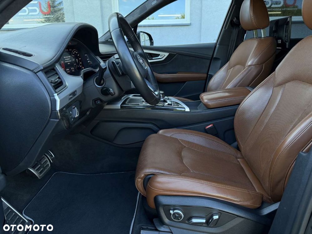 Audi SQ7 4.0 TDI Quattro Tiptronic - 18