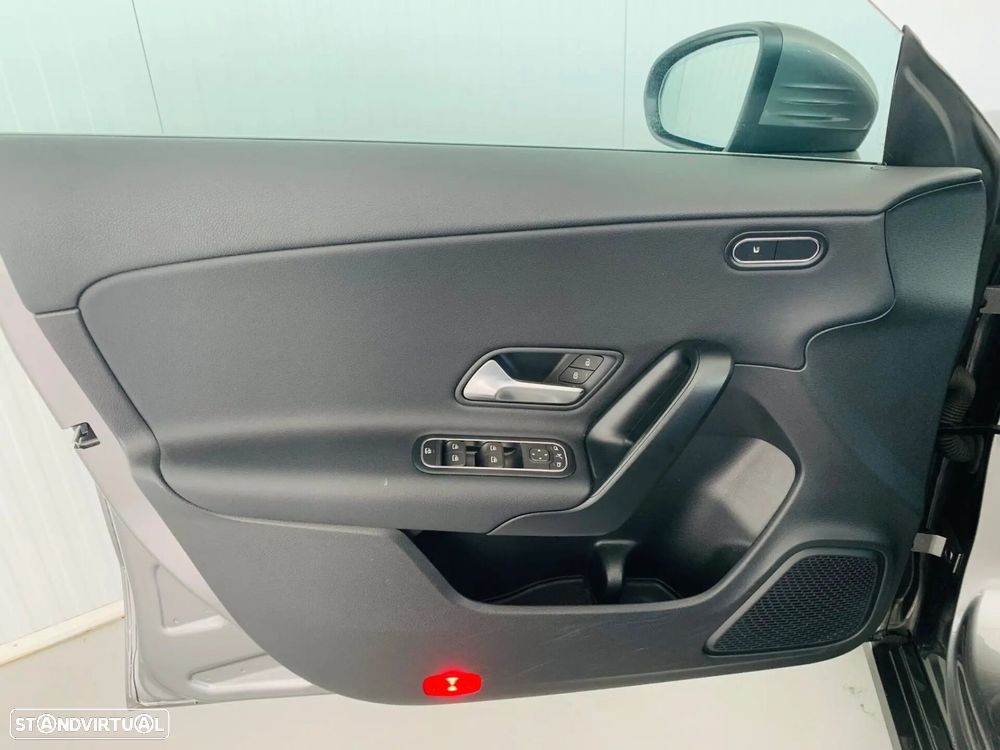 Mercedes-Benz CLA 180 7G-DCT Progressive - 6