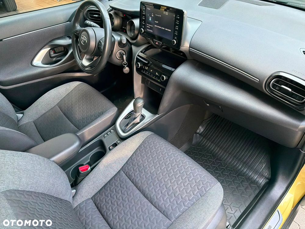 Toyota Yaris Cross Hybrid 1.5 Comfort - 12