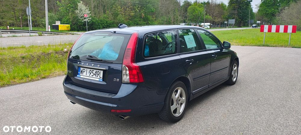 Volvo V50 D3 Kinetic - 4