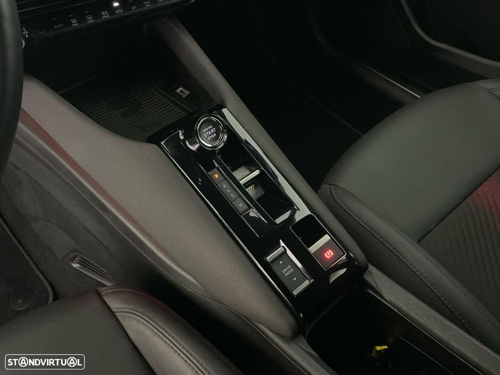 Alfa Romeo Junior 1.2 eDCT6 - 15