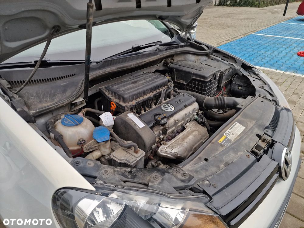 Volkswagen Golf 1.4 Comfortline - 32