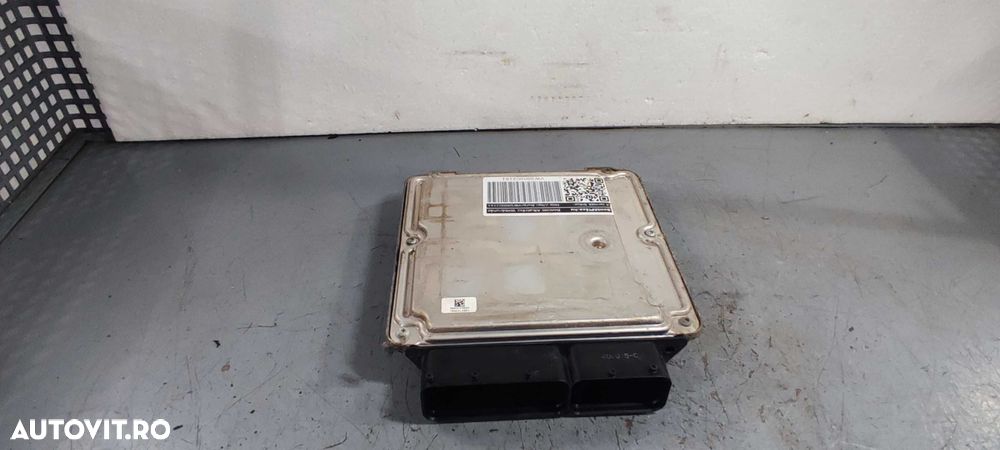 ECU volkswagen vw golf 6 hatchback an 2010 motor CBBB 2.0 170 cp - 2
