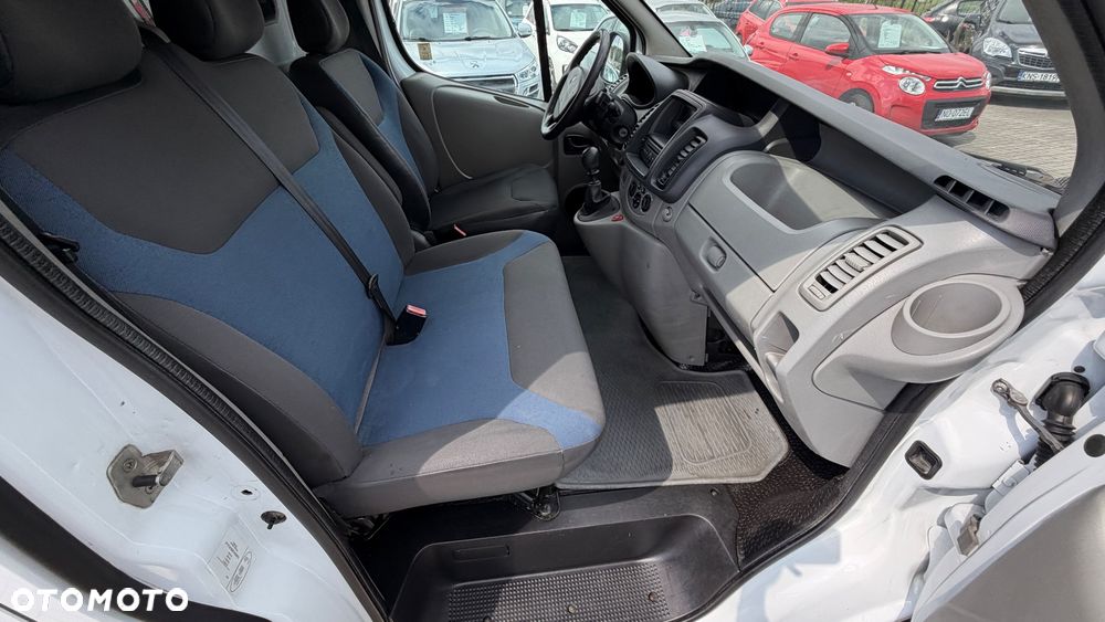 Renault Trafic - 9