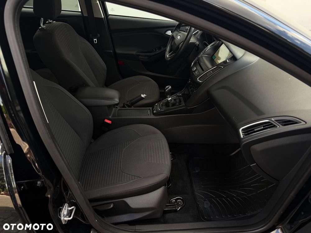 Ford Focus 1.5 EcoBoost Start-Stopp-System Business Edition - 24