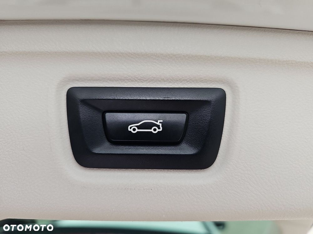 BMW Seria 3 318d Advantage - 35