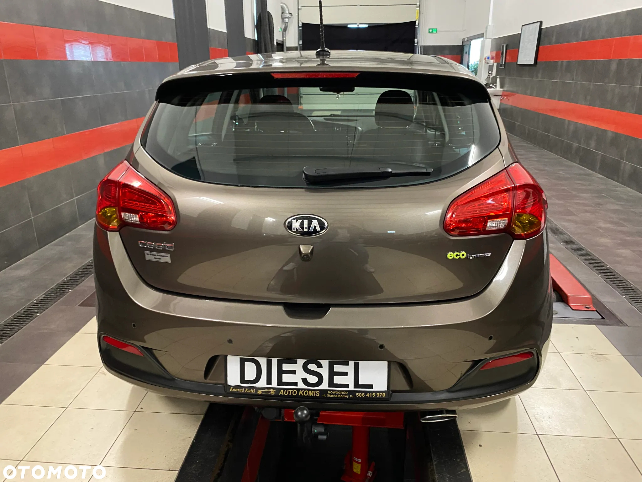 Kia Ceed 1.6 CRDi Spirit - 10