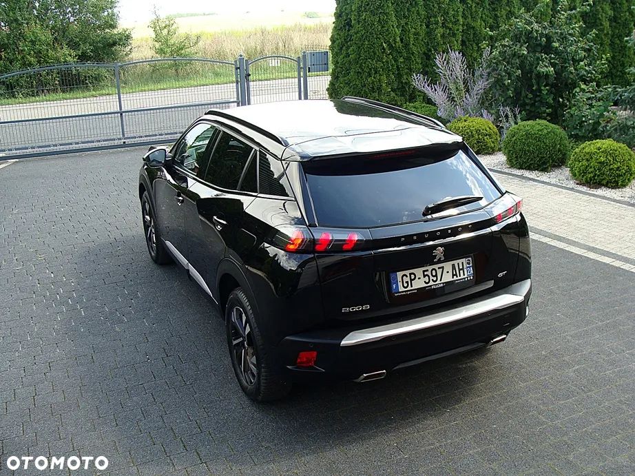 Peugeot 2008 PureTech 130 EAT8 GT - 32