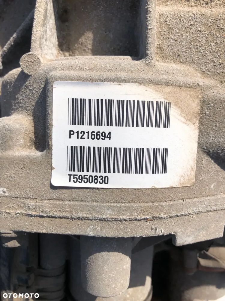 DYFER MOST TYŁ  VOLVO XC90 19r P1216694 gwa!!! - 4