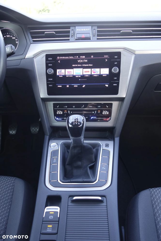 Volkswagen Passat 2.0 TDI EVO Business - 11