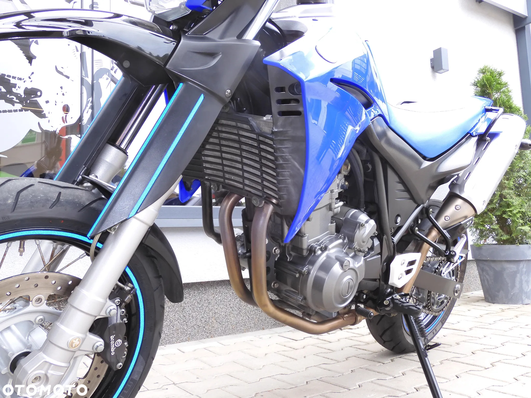 Yamaha XT - 22