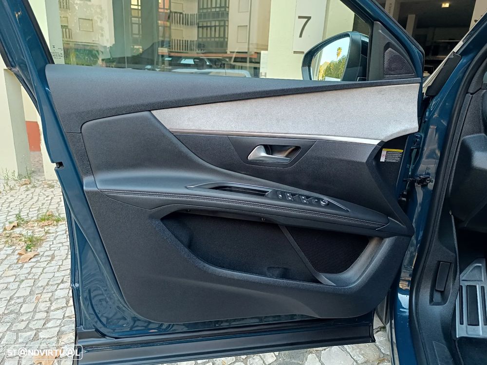 Peugeot 3008 225 e-EAT8 GT - 14