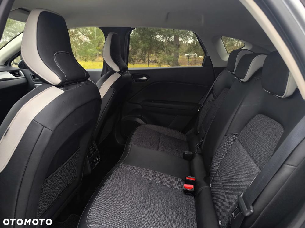 Renault Captur TCe Mild Hybrid 140 TECHNO - 8