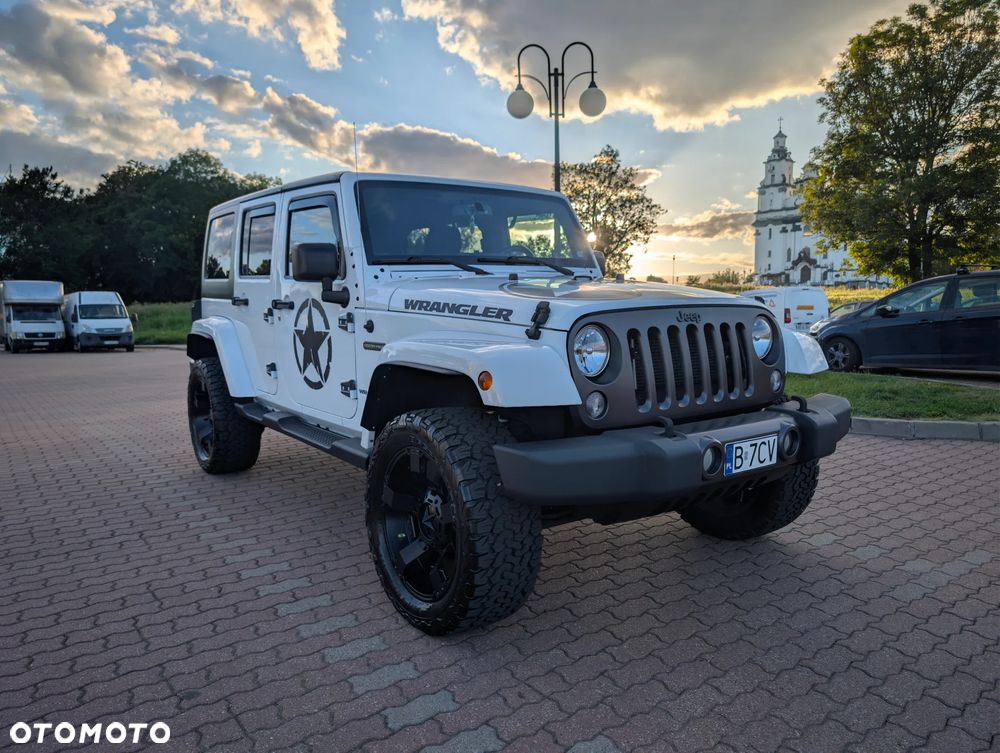 Jeep Wrangler 3.6 Unlim Sahara - 9