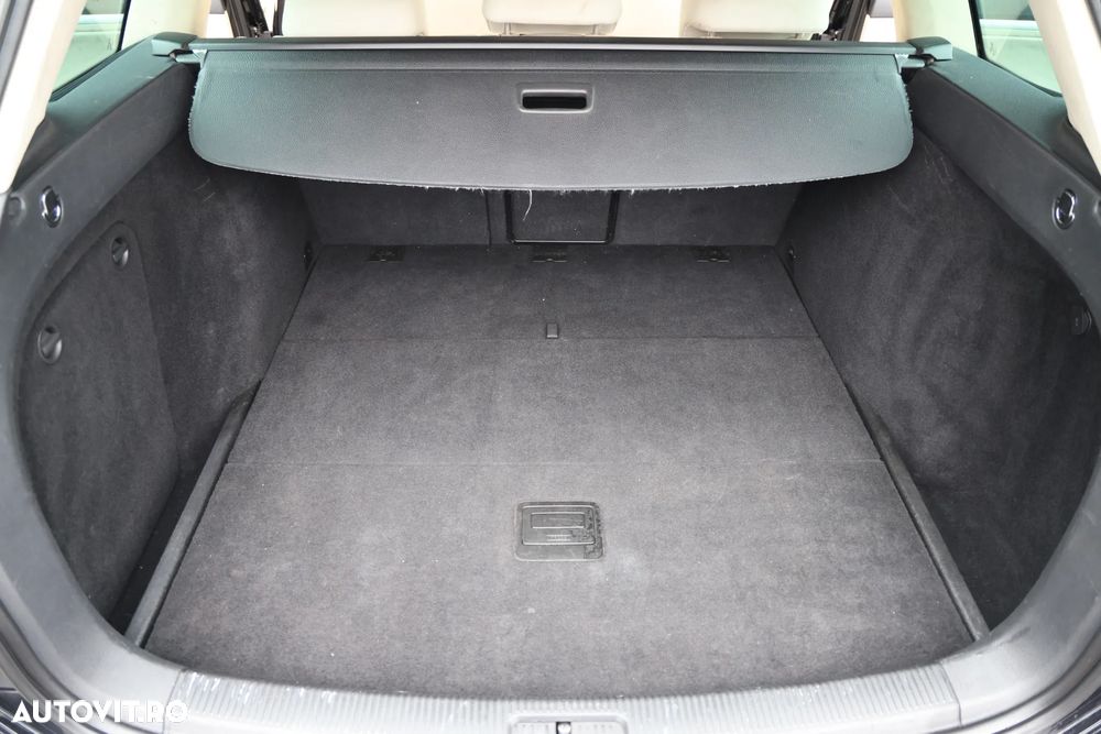 Volkswagen Golf 1.4 TSI Highline DSG - 29