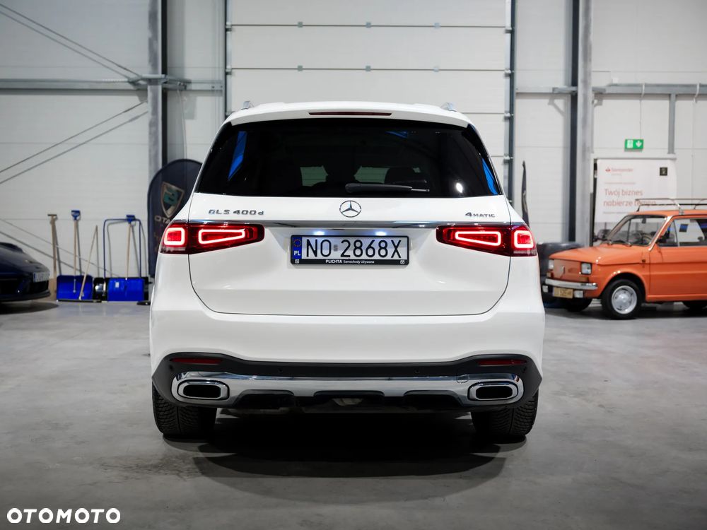 Mercedes-Benz GLS - 9