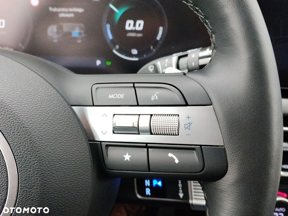 Hyundai Tucson 1.6 T-GDi HEV Executive 2WD - 24