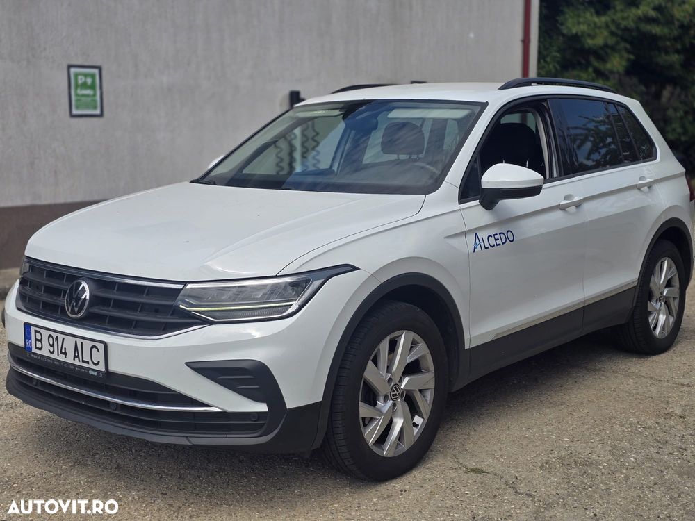 Volkswagen Tiguan - 2