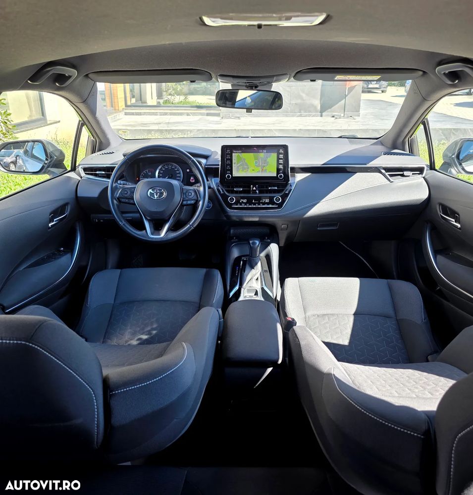 Toyota Corolla 1.8 Business Edition - 26