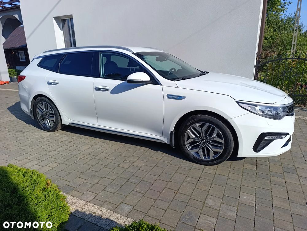 Kia Optima Plug-in Hybrid - 2