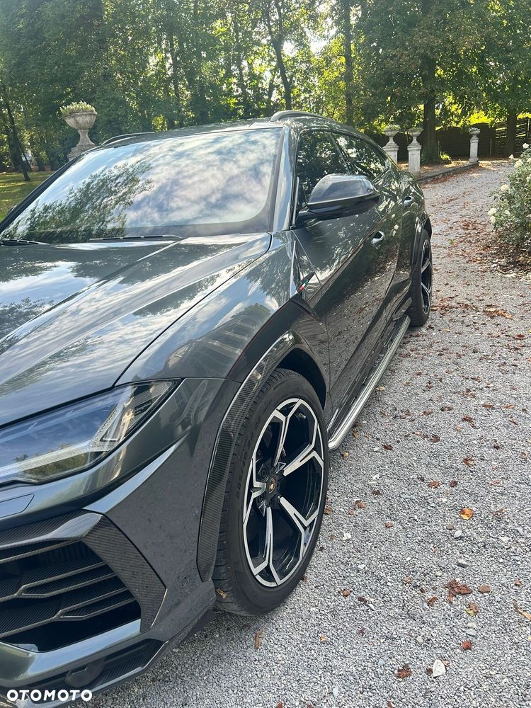 Lamborghini Urus - 26