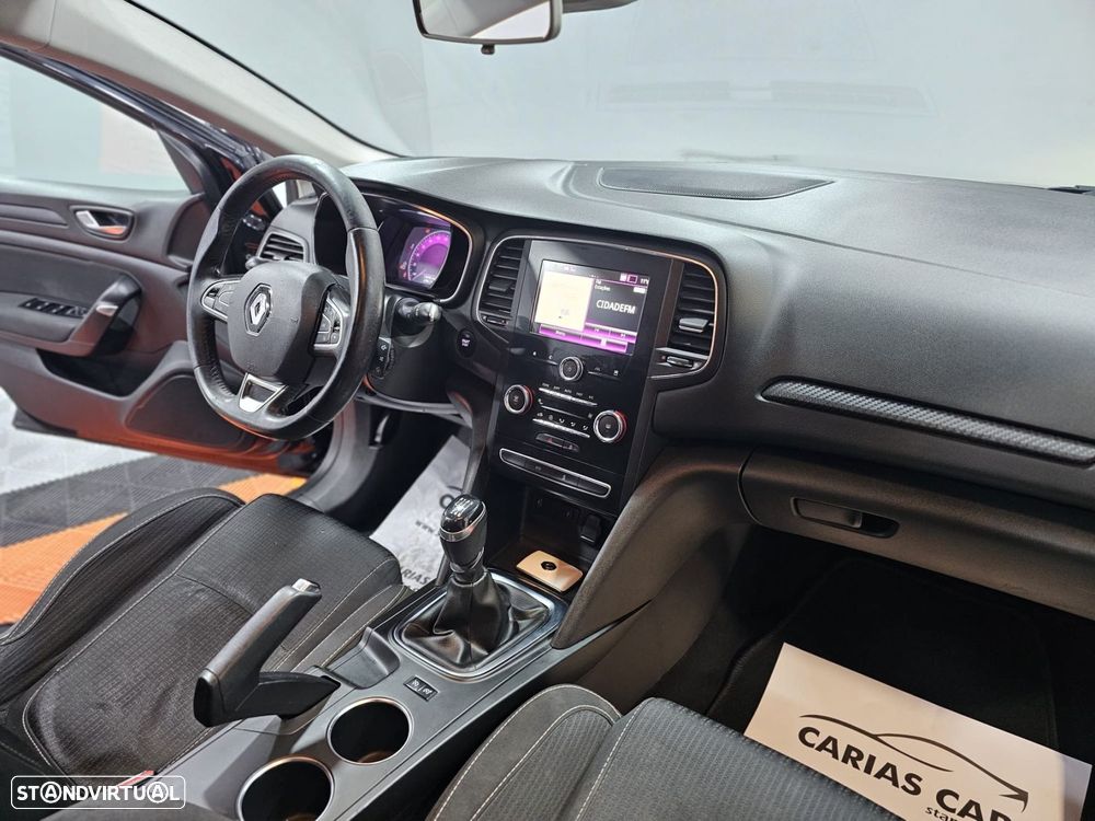 Renault Mégane 1.5 Blue dCi Intens - 21