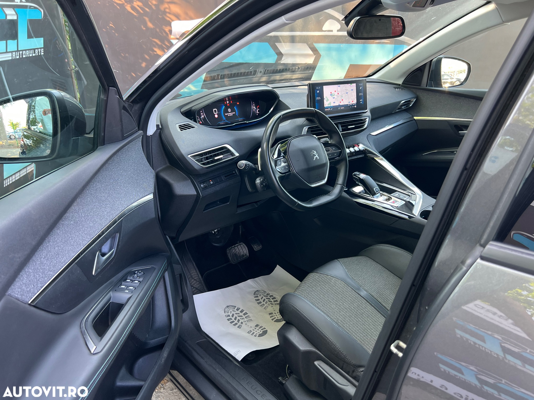 Peugeot 3008 1.5 BlueHDI 130 EAT8 Allure Pack - 12