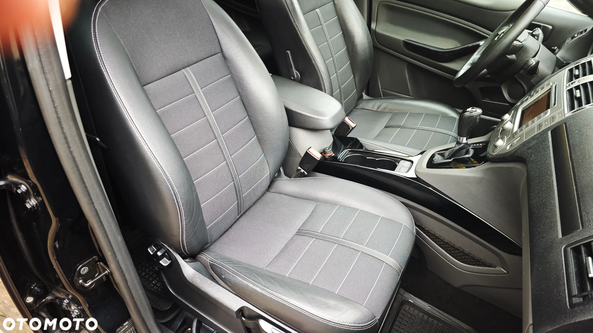 Ford Kuga 2.0 TDCi Titanium S MPS6 - 17