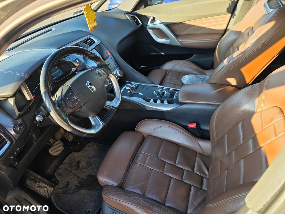 Citroën DS5 2.0 HDi Hybrid4 SoChic MCP - 9
