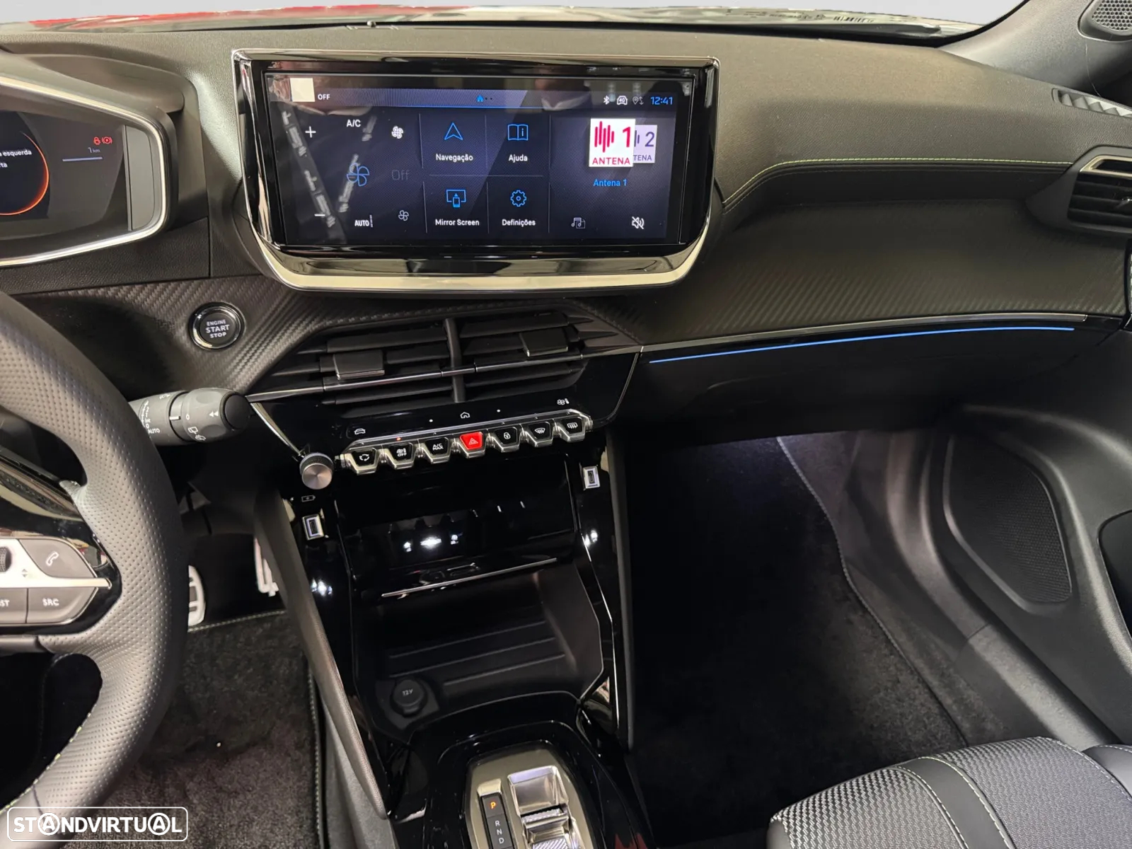 Peugeot e-2008 54 kWh GT - 14