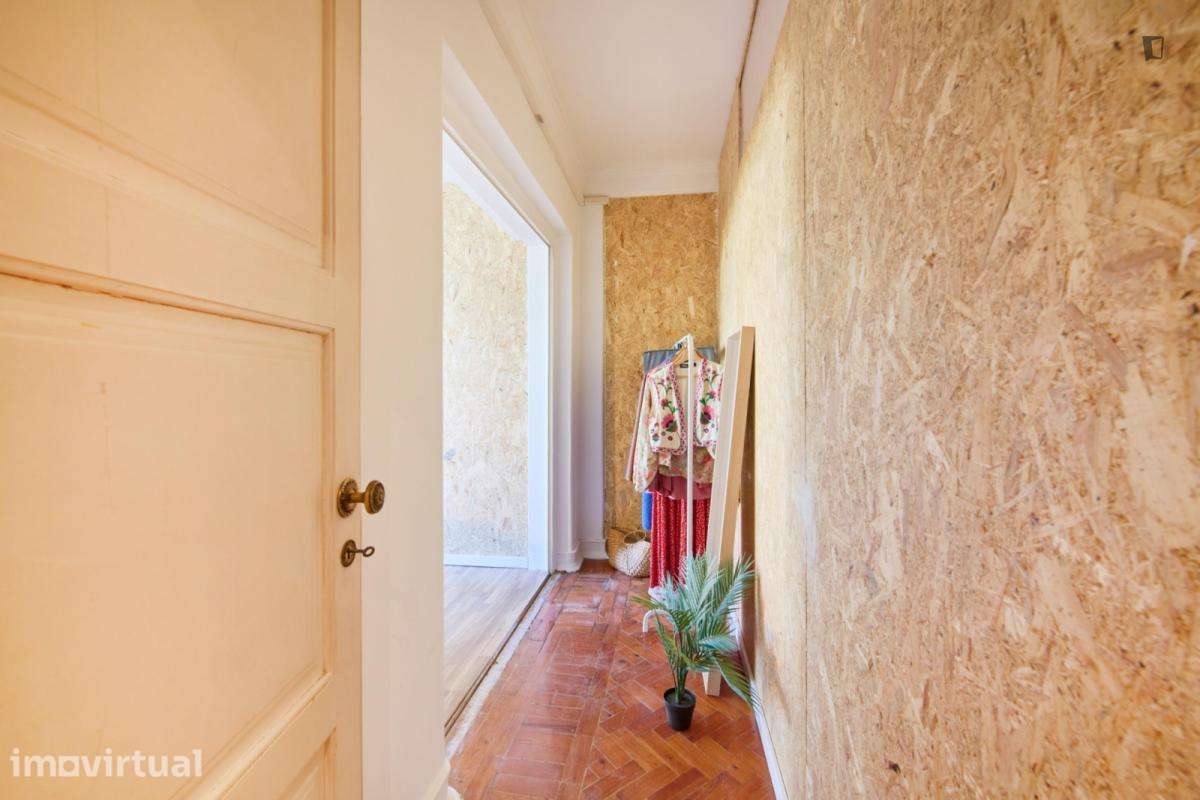 Quarto - localizado em Alvalade Lisbon - Grande imagem: 4/18