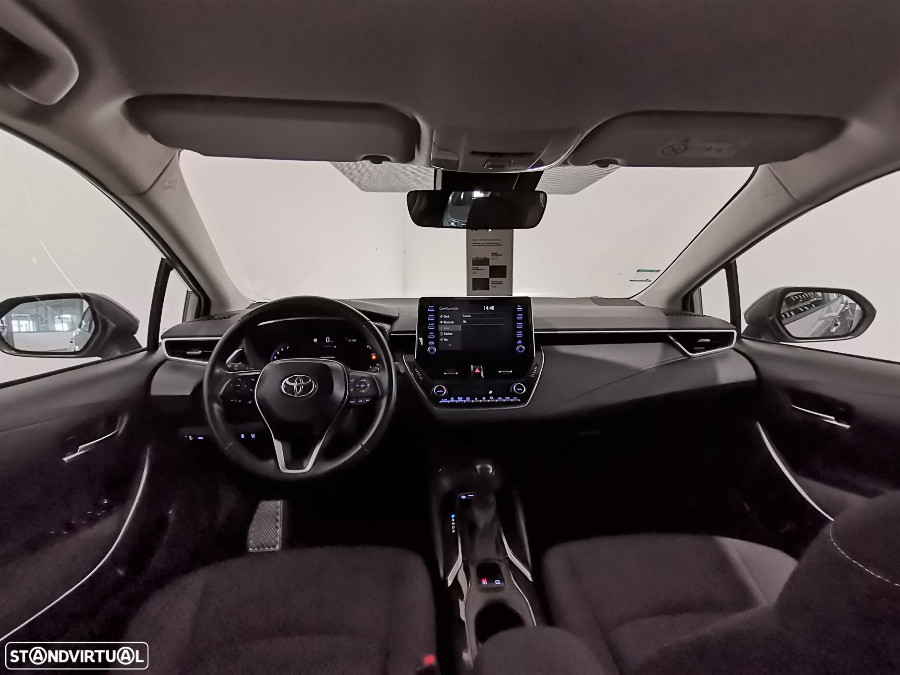 Toyota Corolla SD 1.8 Hybrid Exclusive - 8