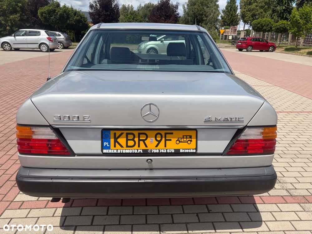 Mercedes-Benz W124 (1984-1993) - 5